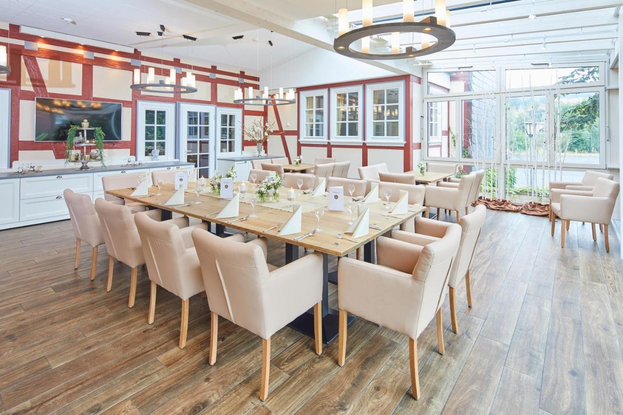 Landgasthof Hotel Hess Neuenstein エクステリア 写真