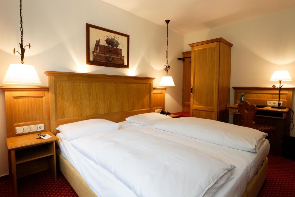 Landgasthof Hotel Hess Neuenstein 部屋 写真