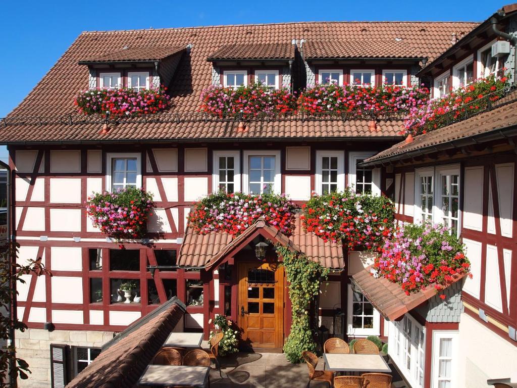 Landgasthof Hotel Hess Neuenstein エクステリア 写真
